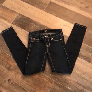 Fragile Jeans